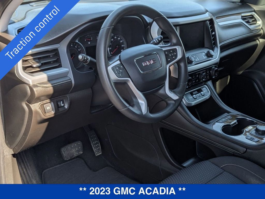Used 2023 GMC Acadia SLE w/ Driver Convenience Package image 17