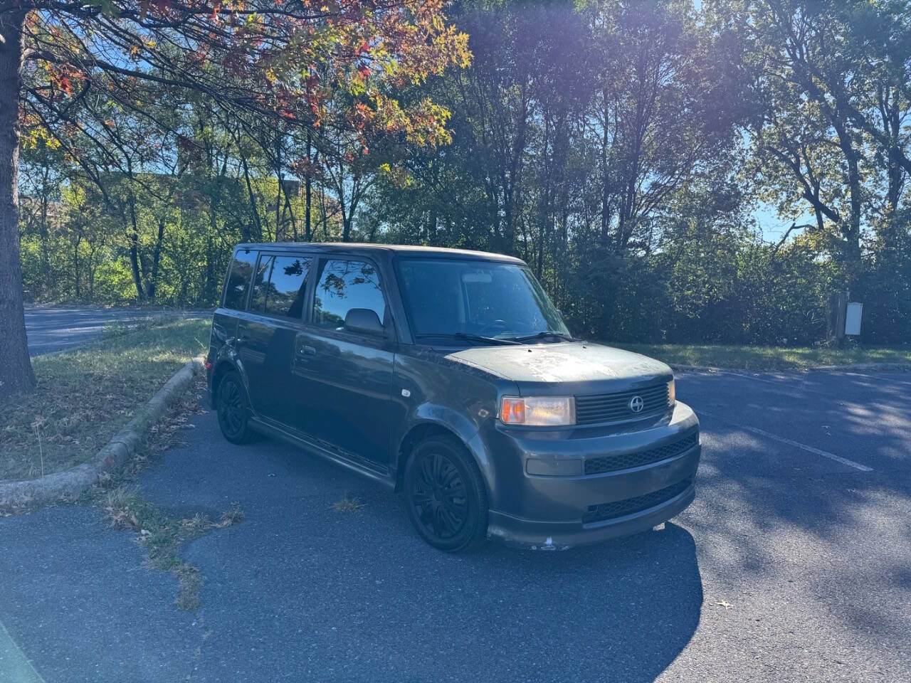 Used 2005 Scion xB image 4