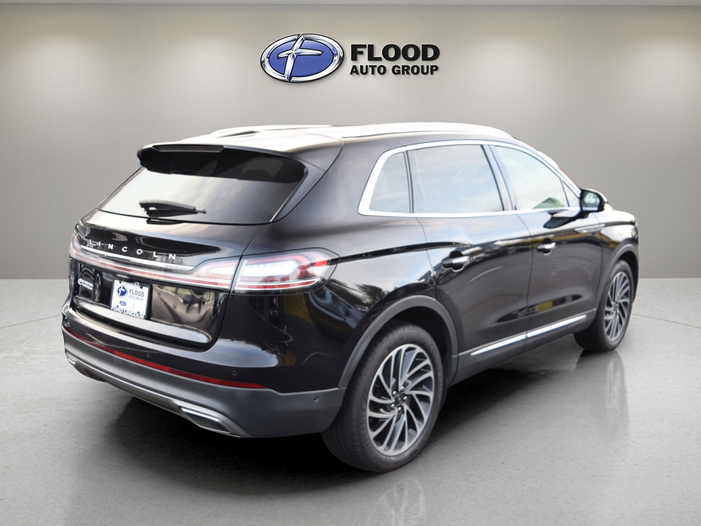 Used 2019 Lincoln Nautilus Reserve image 4