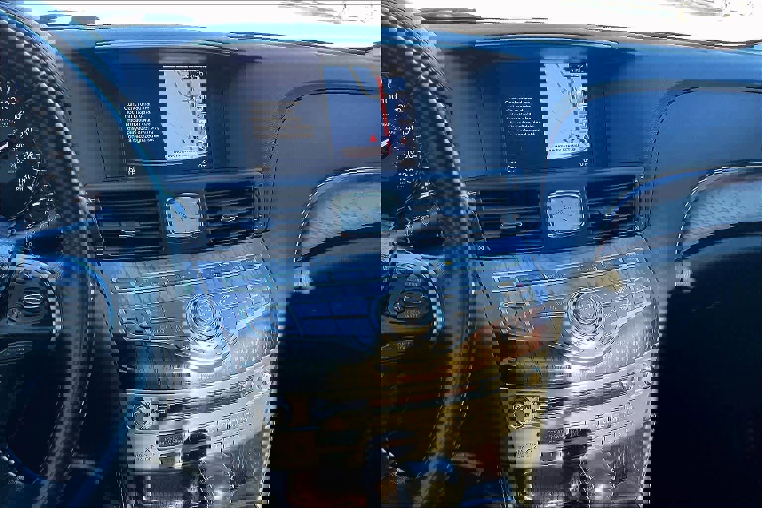 Used 2019 INFINITI Q70 L 3.7 w/ Sensory Package image 6