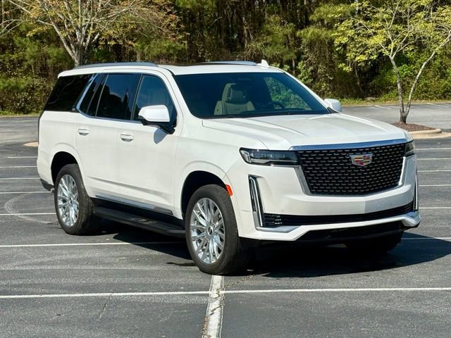 Certified 2024 Cadillac Escalade Premium Luxury AWD/4WD image 11