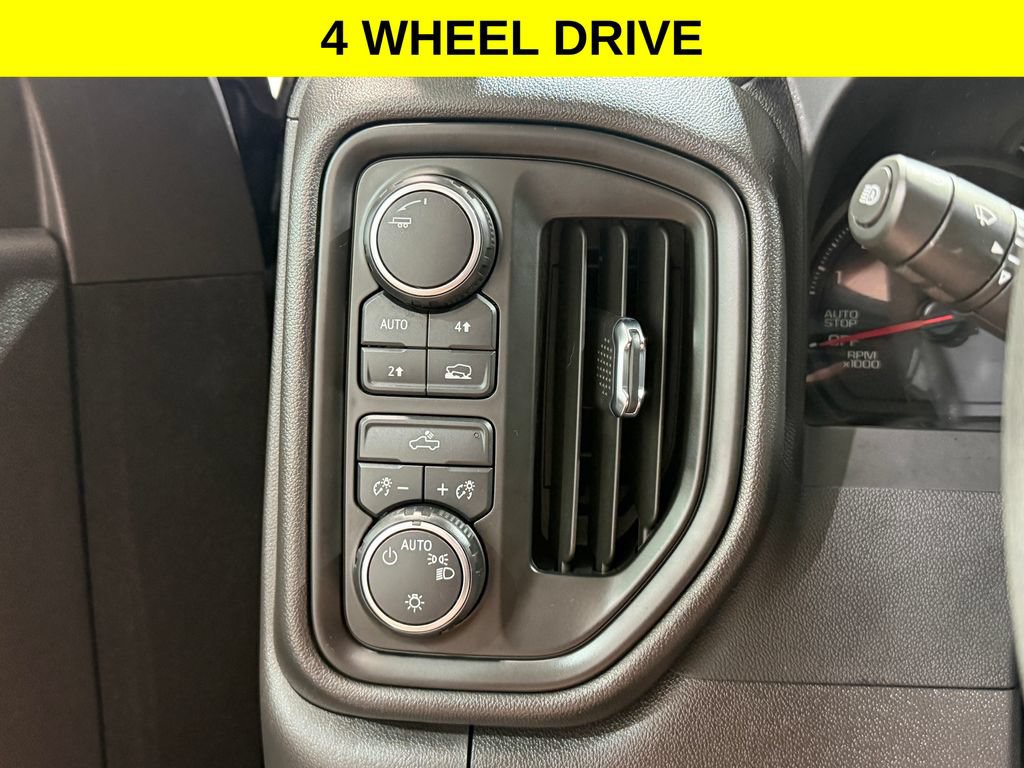 Used 2022 Chevrolet Silverado 1500 Custom AWD/4WD image 2