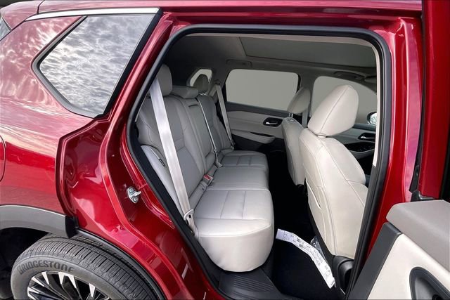 New 2026 Nissan Rogue SV image 10