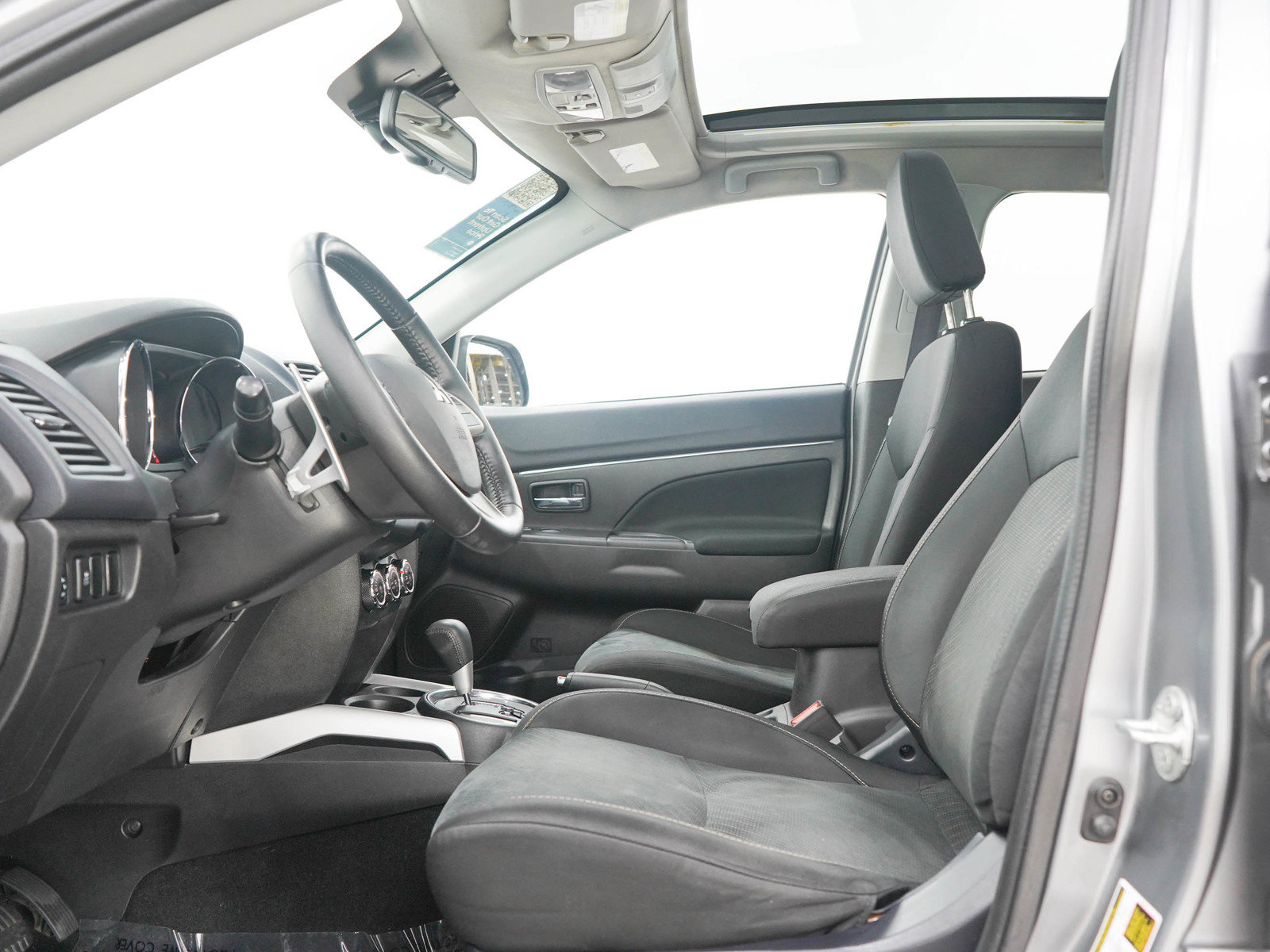 Used 2014 Mitsubishi Outlander Sport SE AWD/4WD image 21
