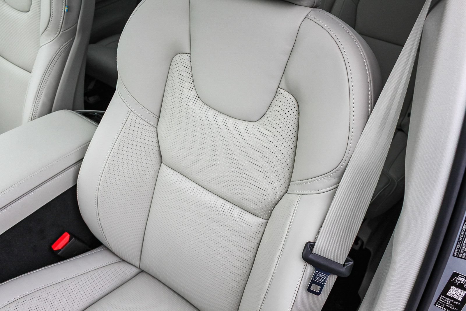 New 2026 Volvo XC90 B6 Ultra w/ Protection Package AWD/4WD image 28