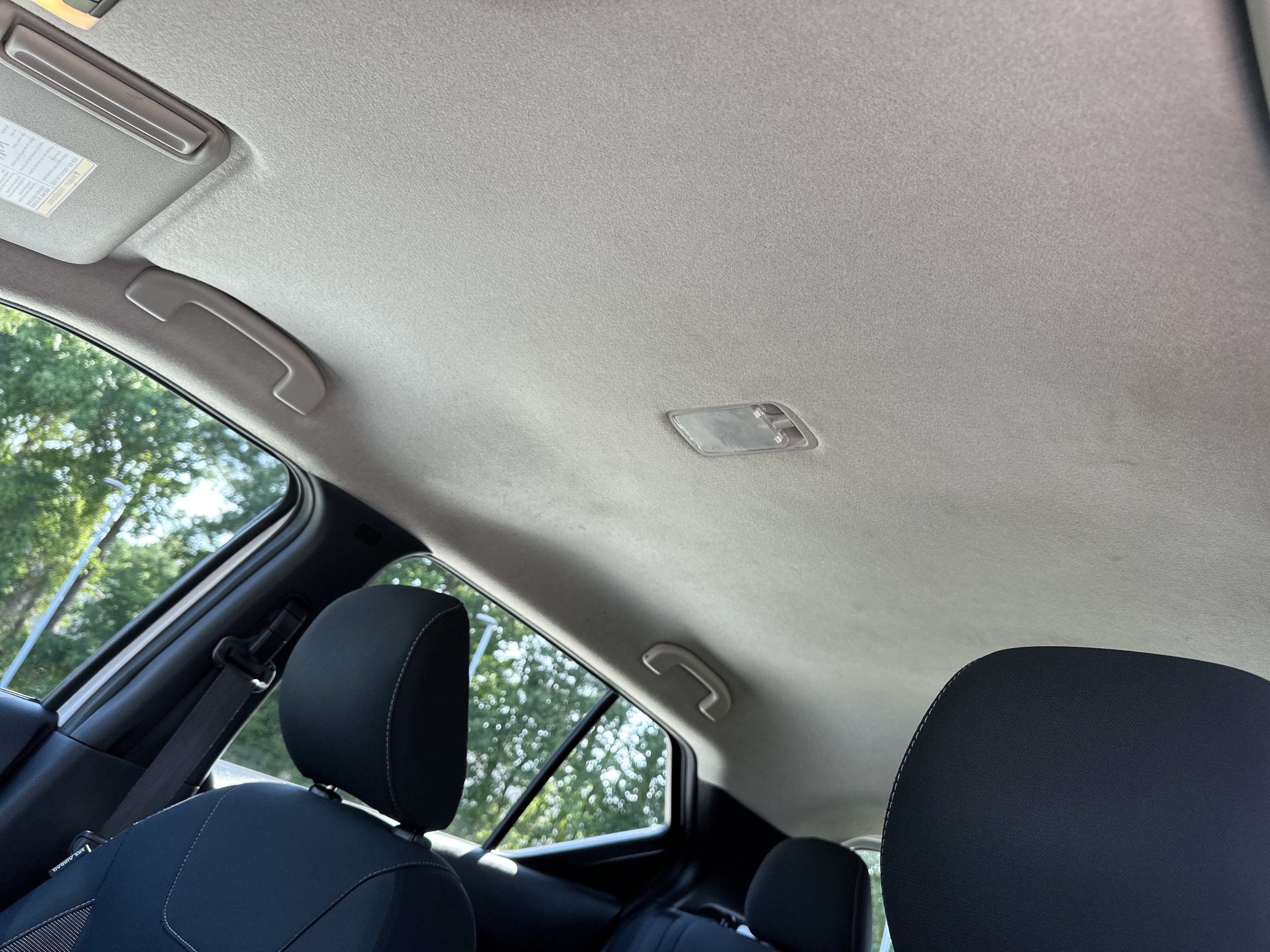 Used 2020 Nissan Kicks S FWD image 28