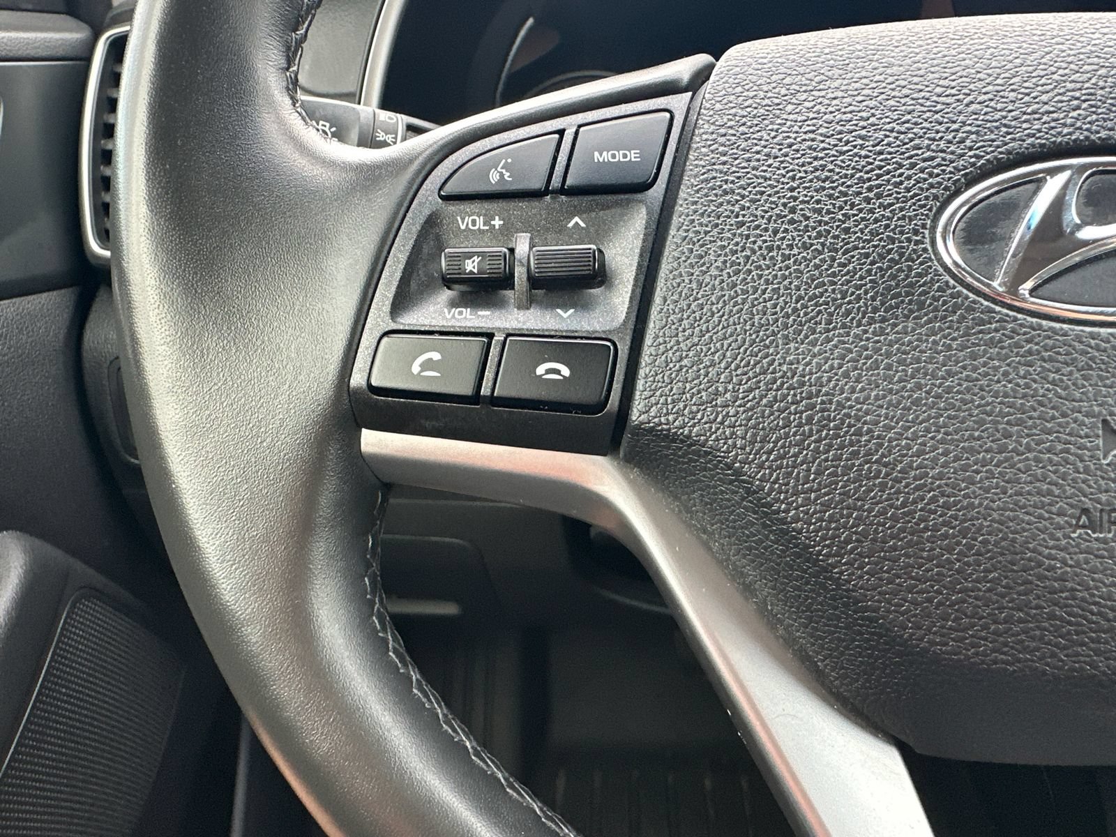 Used 2021 Hyundai Tucson Ultimate w/ Cargo Package FWD image 21