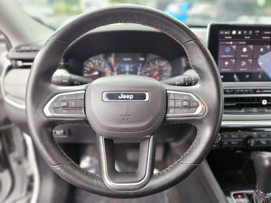 Used 2022 Jeep Compass Limited AWD/4WD image 27