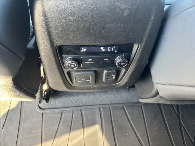 Used 2021 Buick Enclave Essence w/ Sound and Sites Package FWD image 22