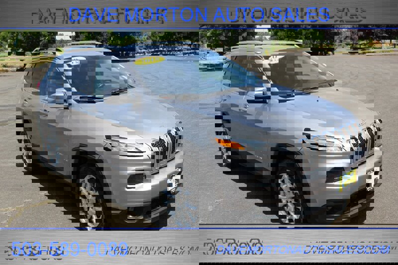 Used 2018 Jeep Cherokee Latitude Plus w/ Cold Weather Group image 1