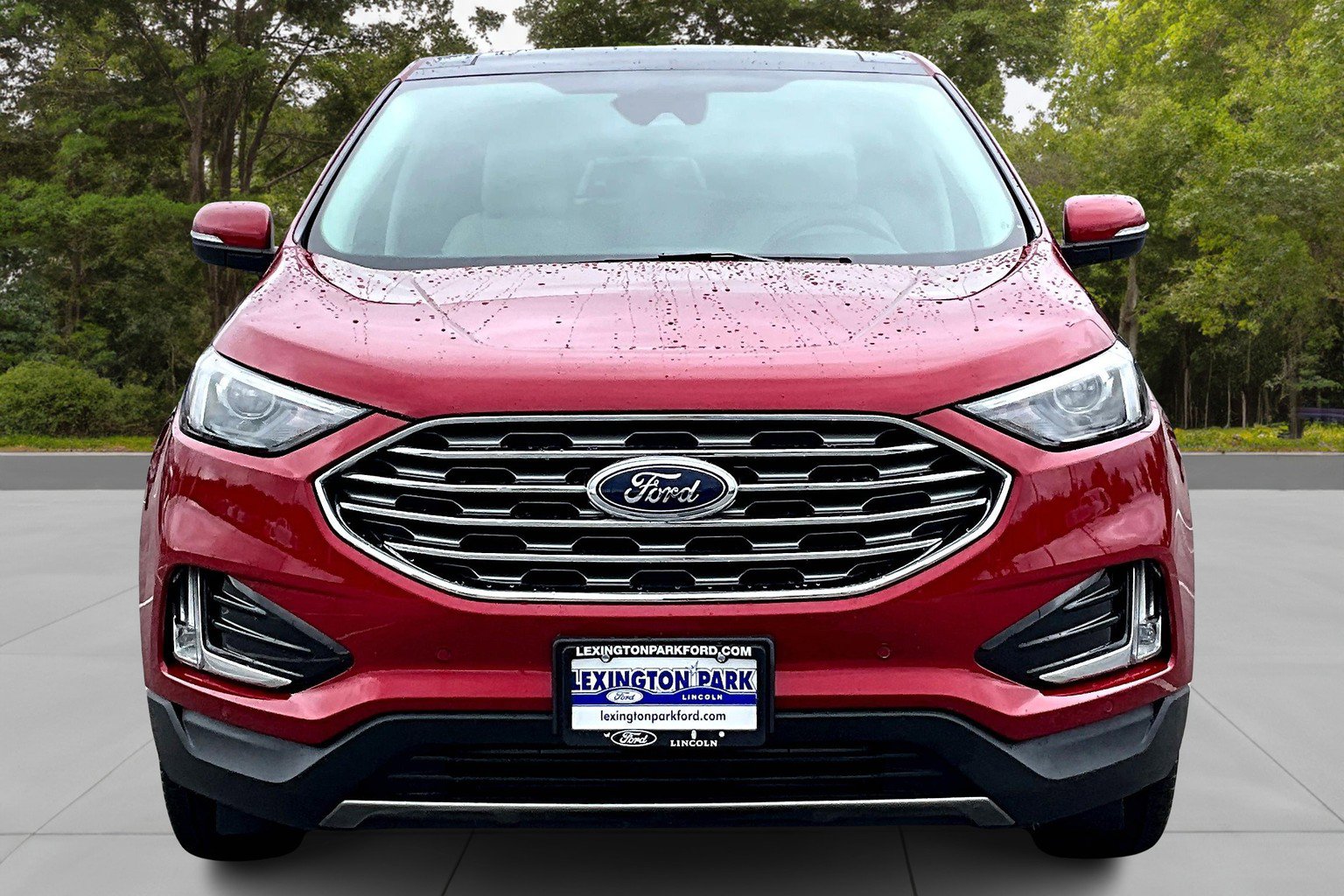 Used 2023 Ford Edge Titanium w/ Class II Trailer Tow Package AWD/4WD image 2