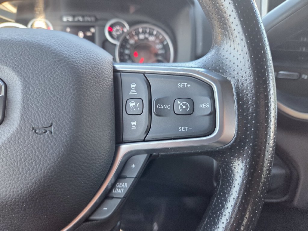 Used 2025 RAM 2500 Big Horn AWD/4WD image 34