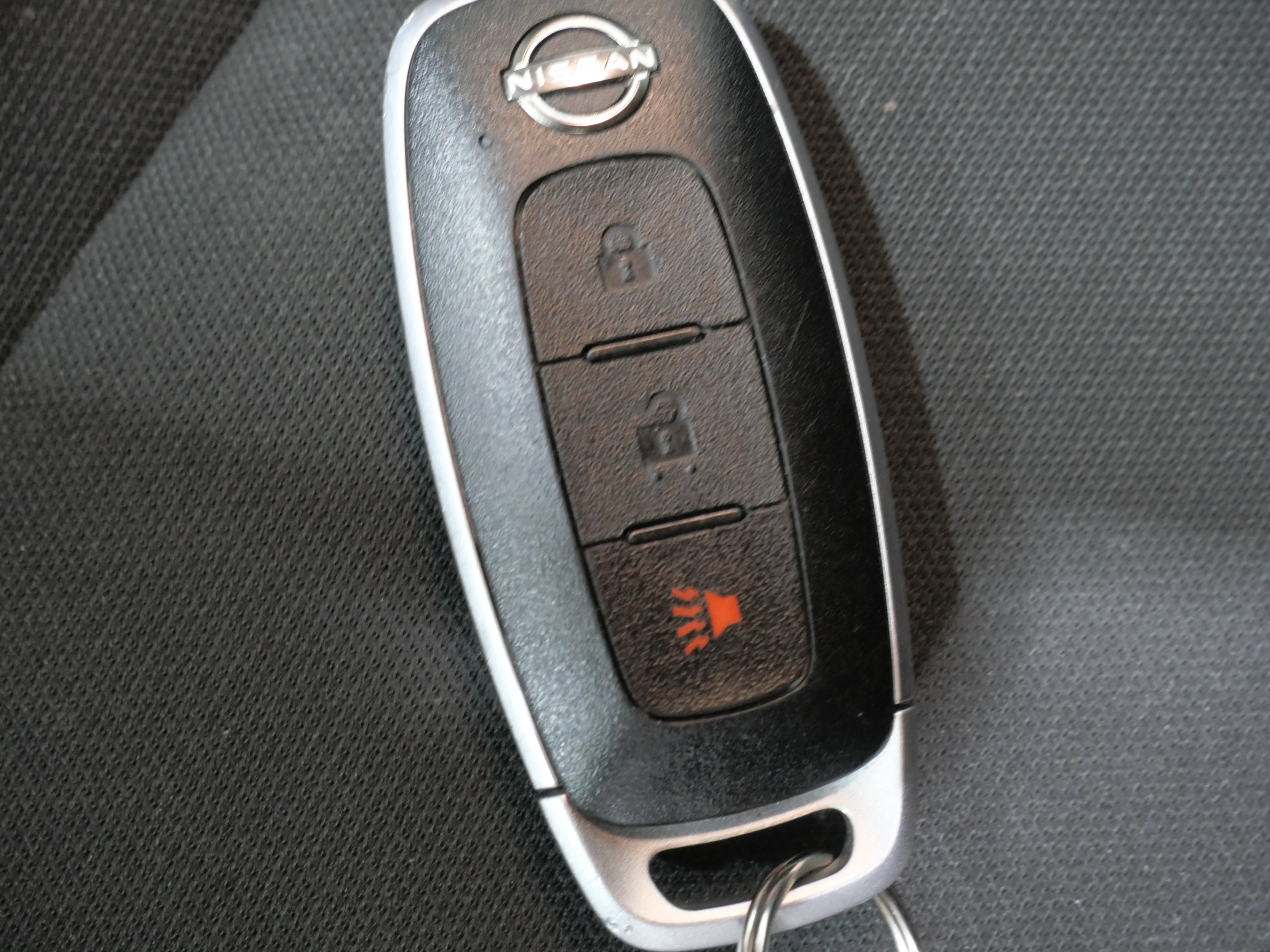 Used 2024 Nissan Rogue S AWD/4WD image 27