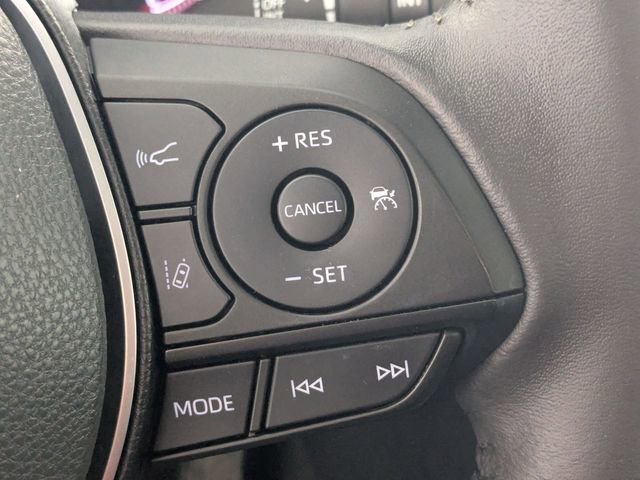 Used 2024 Toyota RAV4 XLE Premium image 16