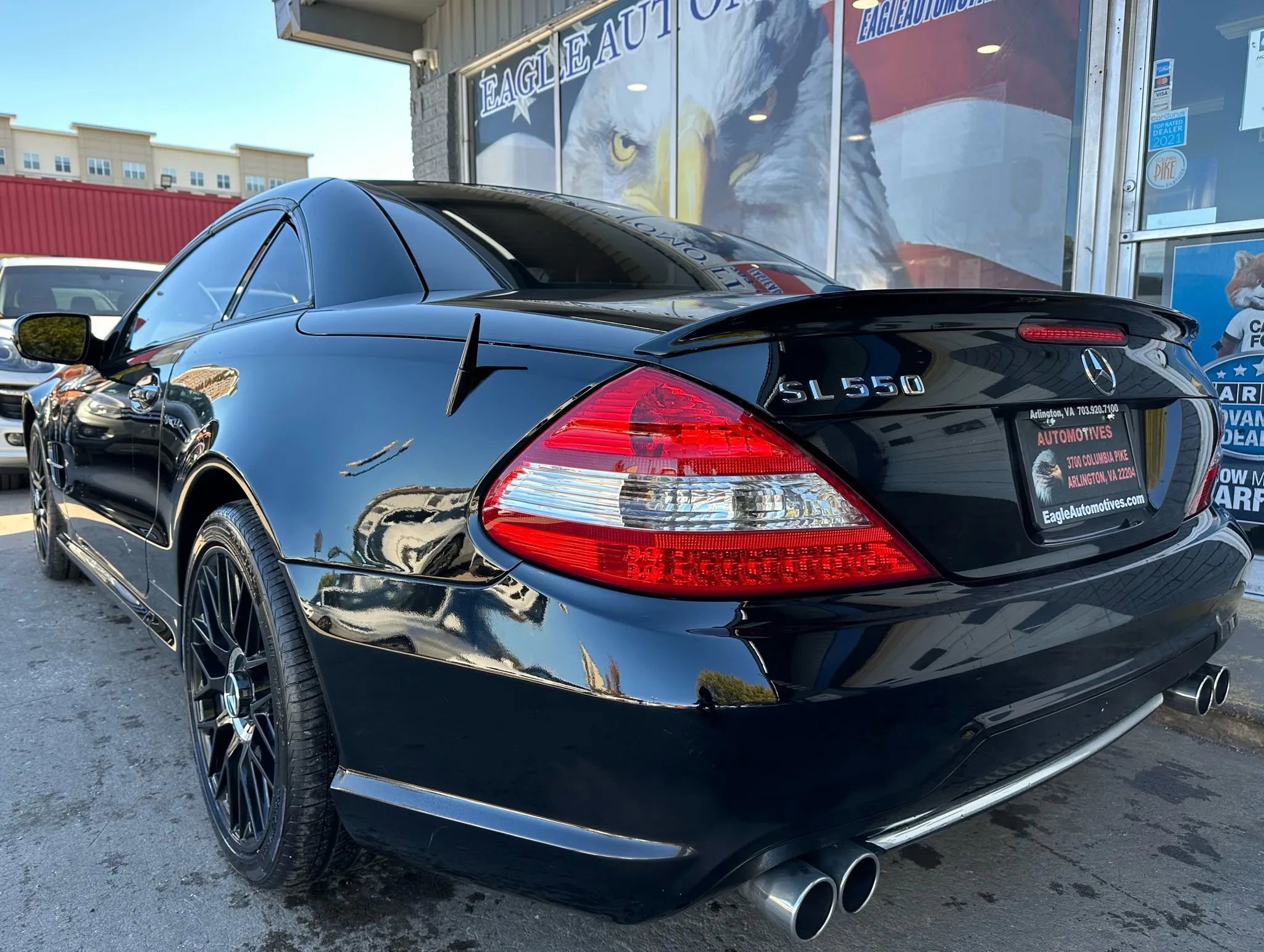 Used 2011 Mercedes-Benz SL 550 image 5