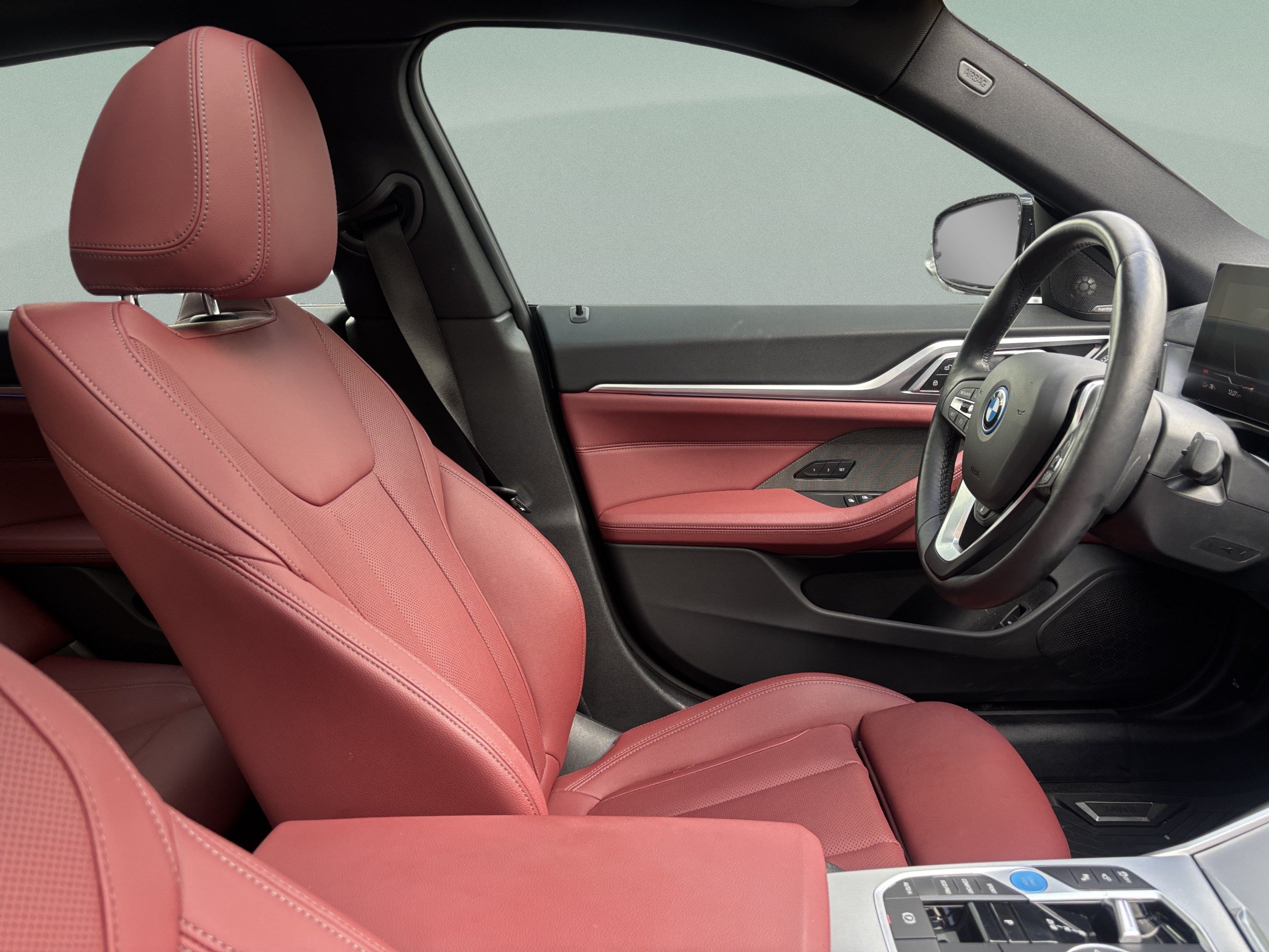 Used 2023 BMW i4 eDrive35 w/ Premium Package RWD image 23