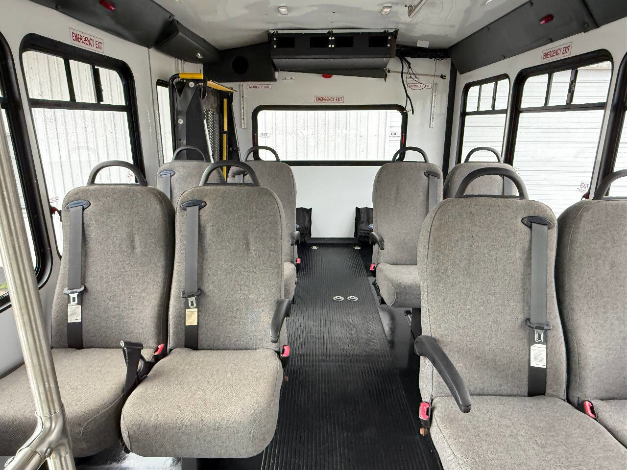 Used 2014 Chevrolet Express 3500 w/ Shuttle Bus Package RWD image 66