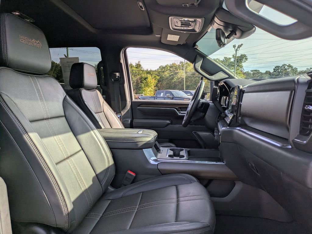 Used 2025 Chevrolet Silverado 2500 High Country w/ High Country Premium Package image 32