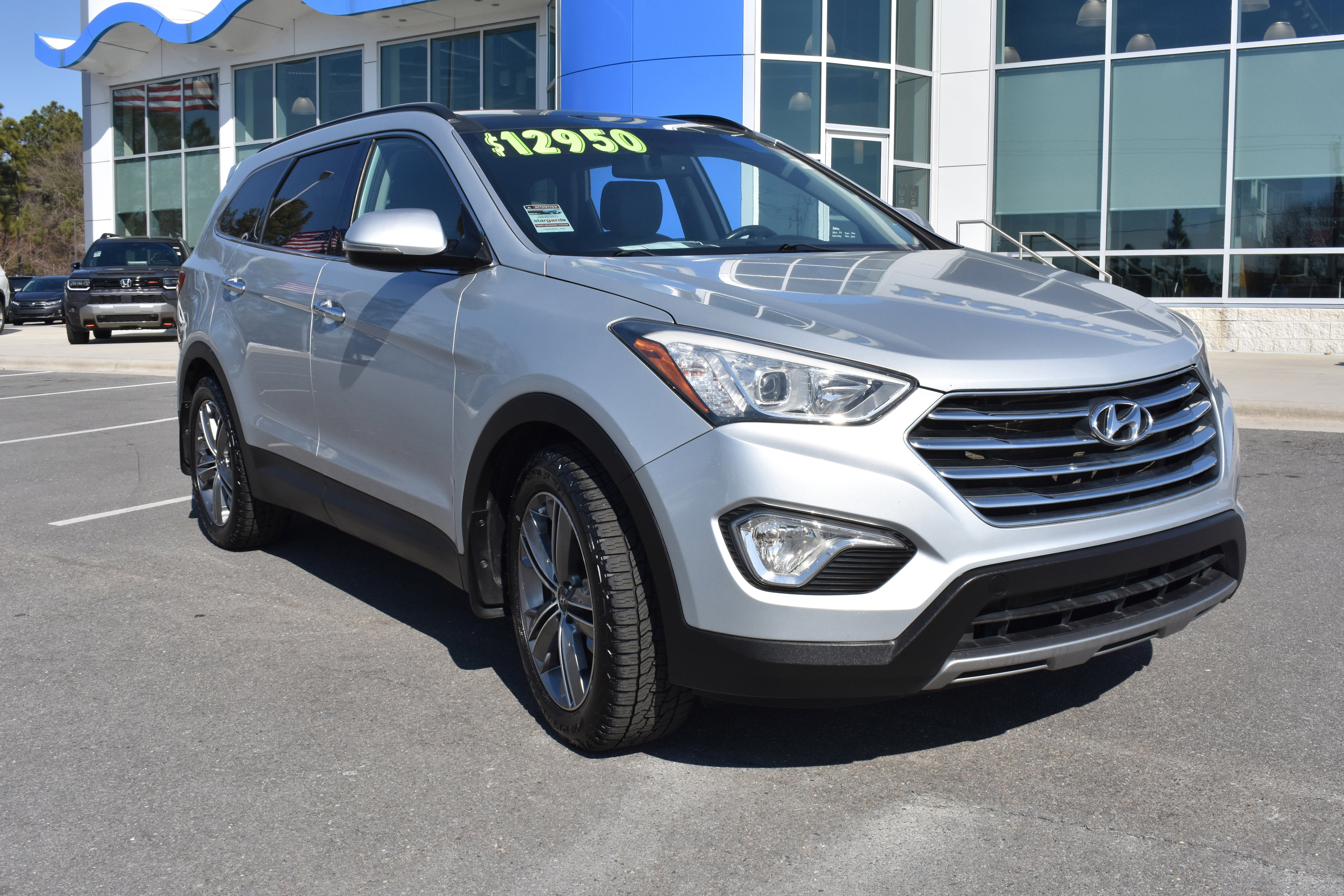 Used 2016 Hyundai Santa Fe Limited w/ Option Group 04 image 3