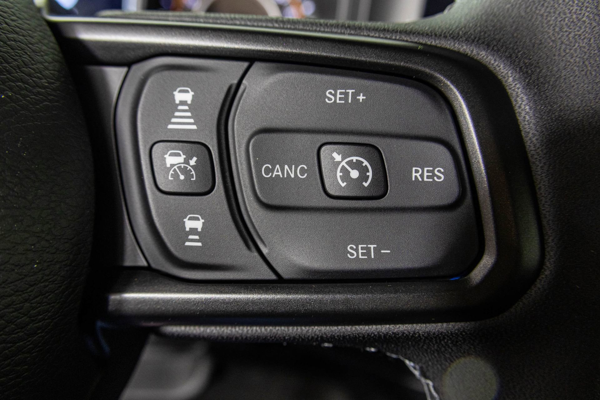 New 2026 Jeep Gladiator Sport S image 33