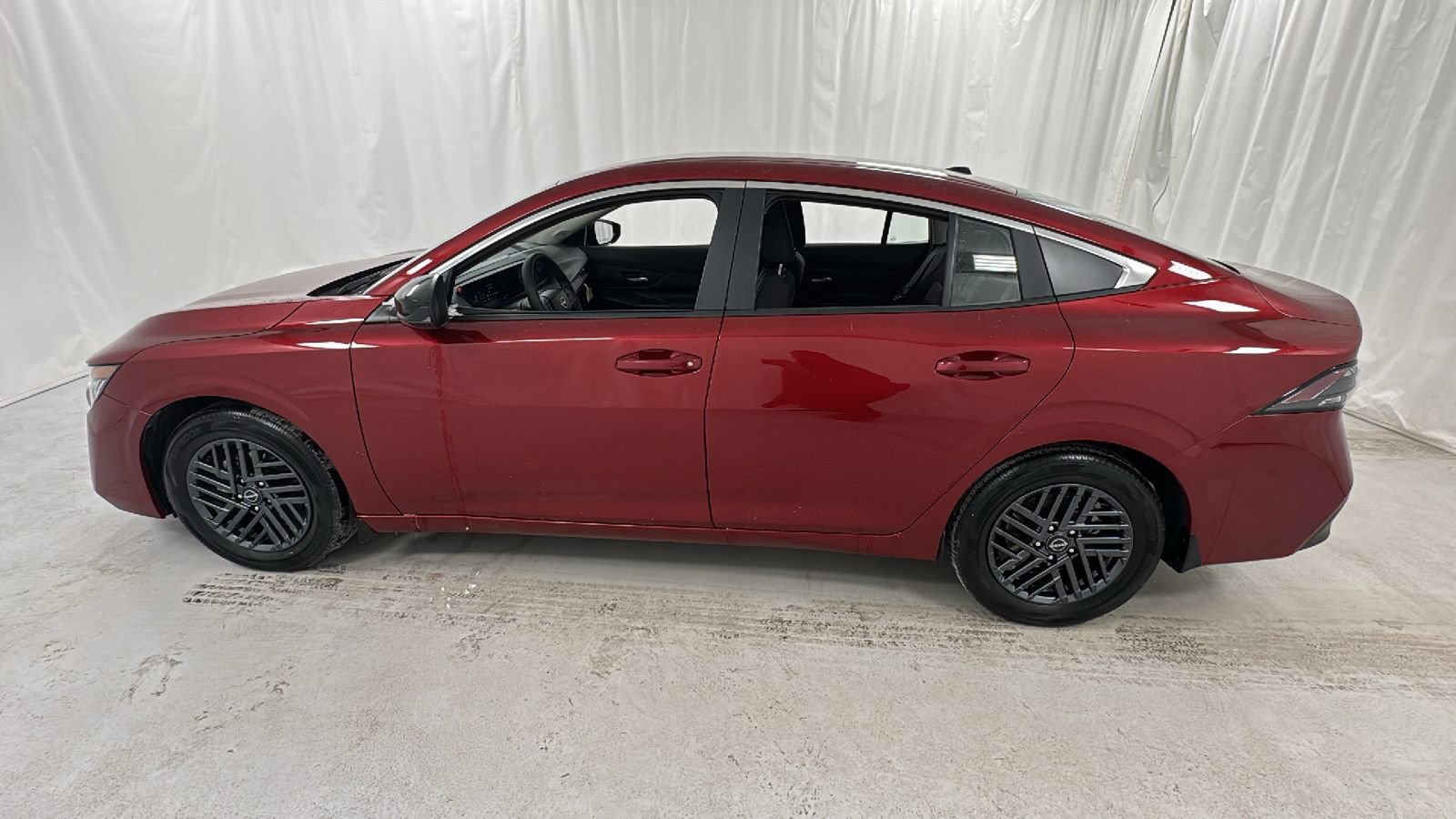 Used 2026 Nissan Sentra SV w/ SV Convenience Package FWD image 6