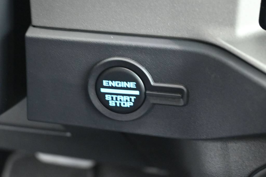 New 2026 Ford Bronco Outer Banks AWD/4WD image 13