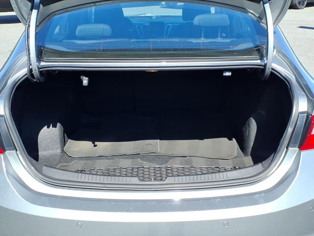 Used 2024 Chevrolet Malibu LS image 23