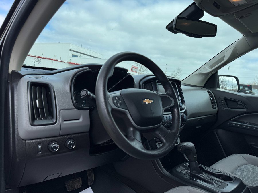Used 2015 Chevrolet Colorado W/T AWD/4WD image 14