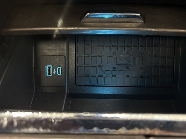 Used 2023 Ford Expedition Max Limited image 20