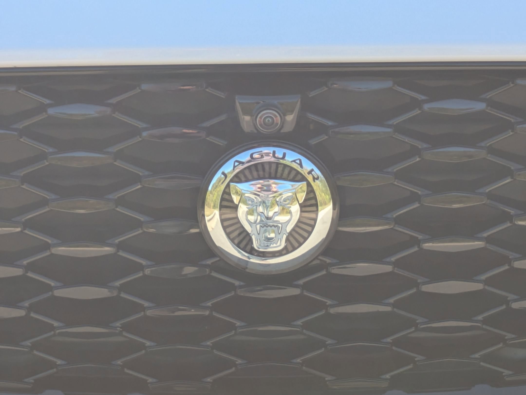 Used 2024 Jaguar E-PACE R-Dynamic SE image 30