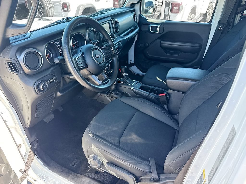 Used 2021 Jeep Wrangler Unlimited Sport AWD/4WD image 25