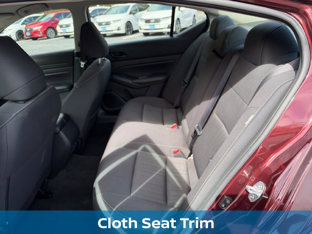 Used 2025 Nissan Altima 2.5 SV FWD image 30