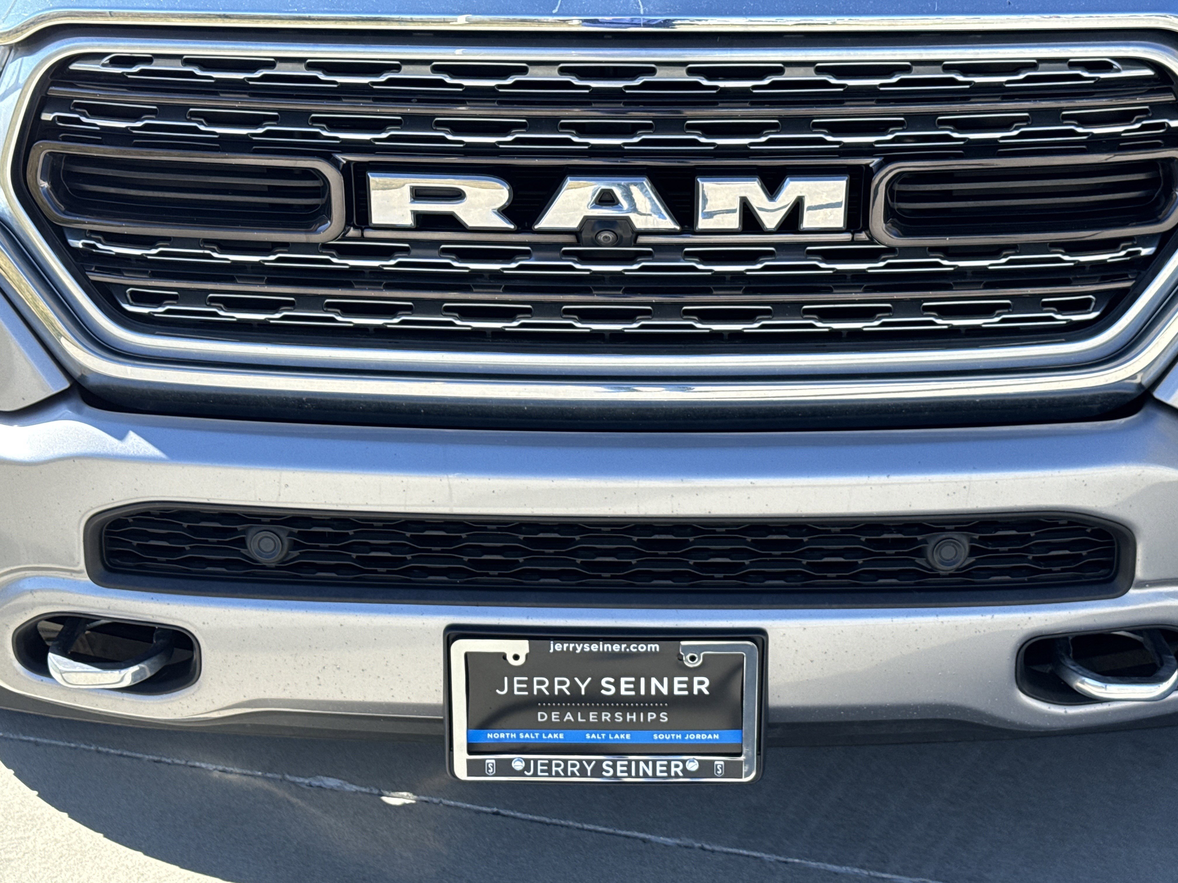 Used 2022 RAM 1500 Limited image 9