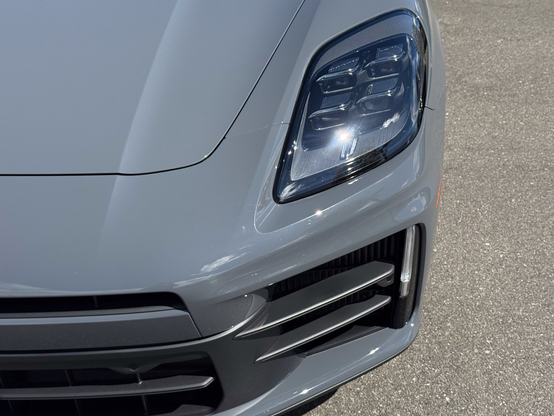 New 2026 Porsche Panamera 4 AWD/4WD image 11