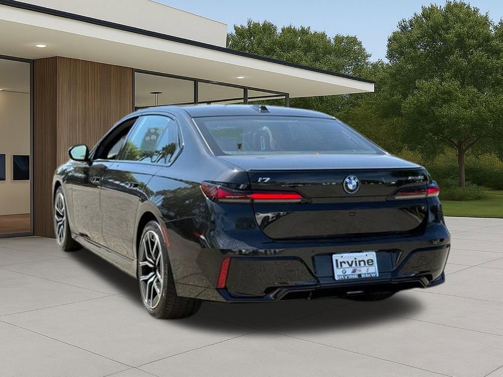 Used 2025 BMW i7 xDrive60 w/ Executive Package AWD/4WD image 12