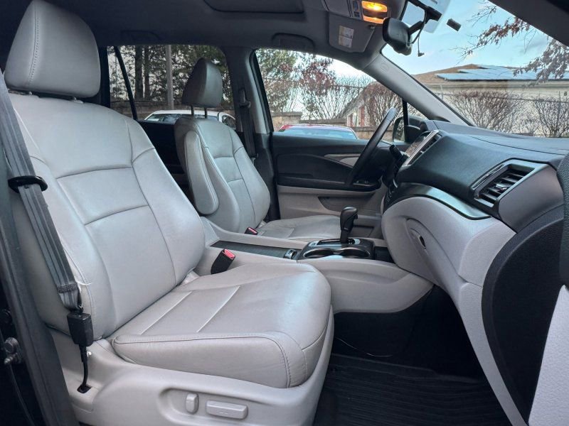 Used 2017 Honda Pilot EX-L image 20