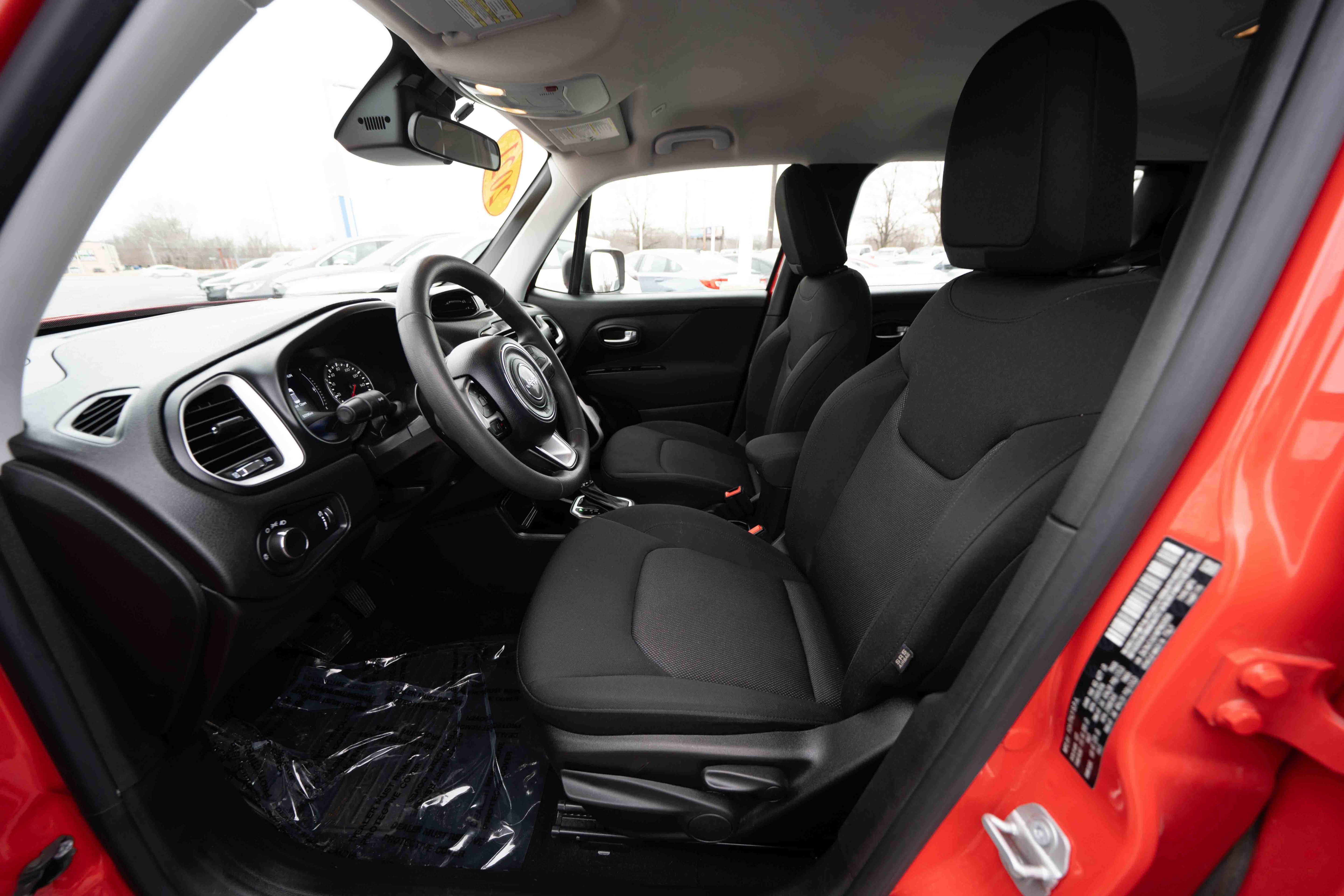 Used 2021 Jeep Renegade Sport image 9