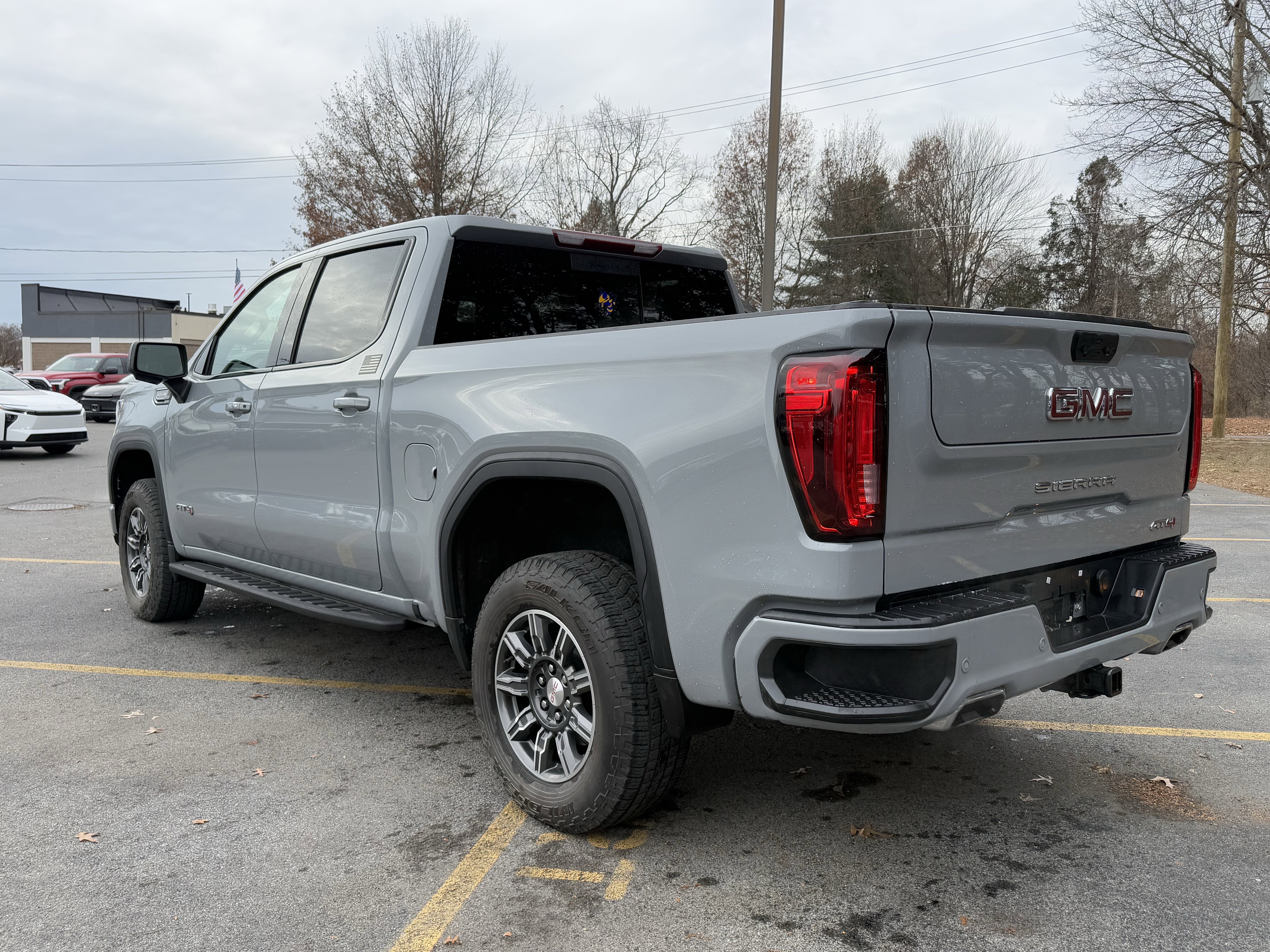 Used 2024 GMC Sierra 1500 AT4 w/ AT4 Premium Package image 3