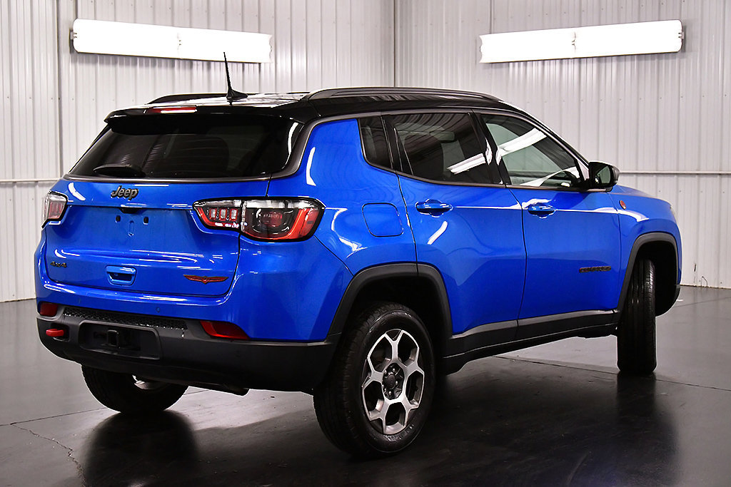 Used 2022 Jeep Compass Trailhawk w/ Trailhawk Convenience Group AWD/4WD image 8