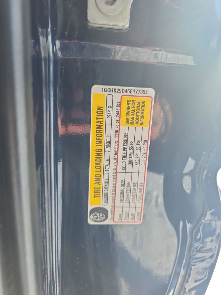 Used 2006 Chevrolet Silverado 2500 LT w/ Heavy-Duty Power Package image 26