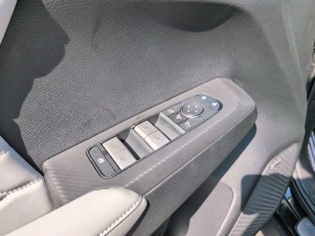 New 2026 Mitsubishi Outlander SEL AWD/4WD image 17