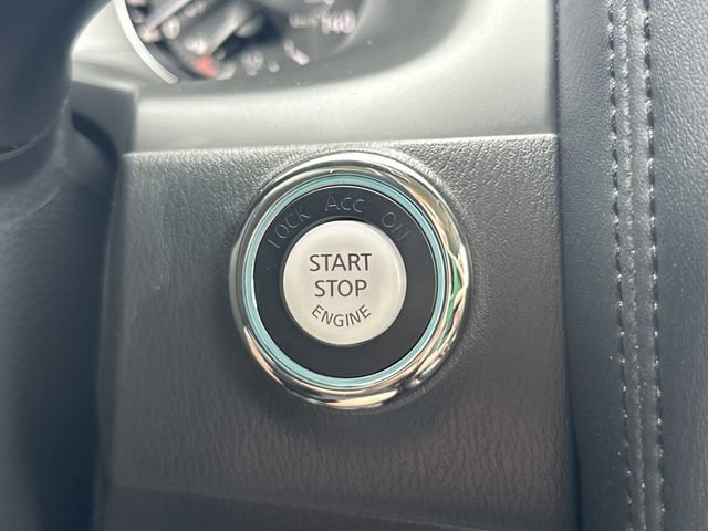 Used 2024 Nissan Armada SL image 28