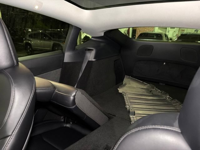 Used 2023 Tesla Model Y Long Range AWD/4WD image 21