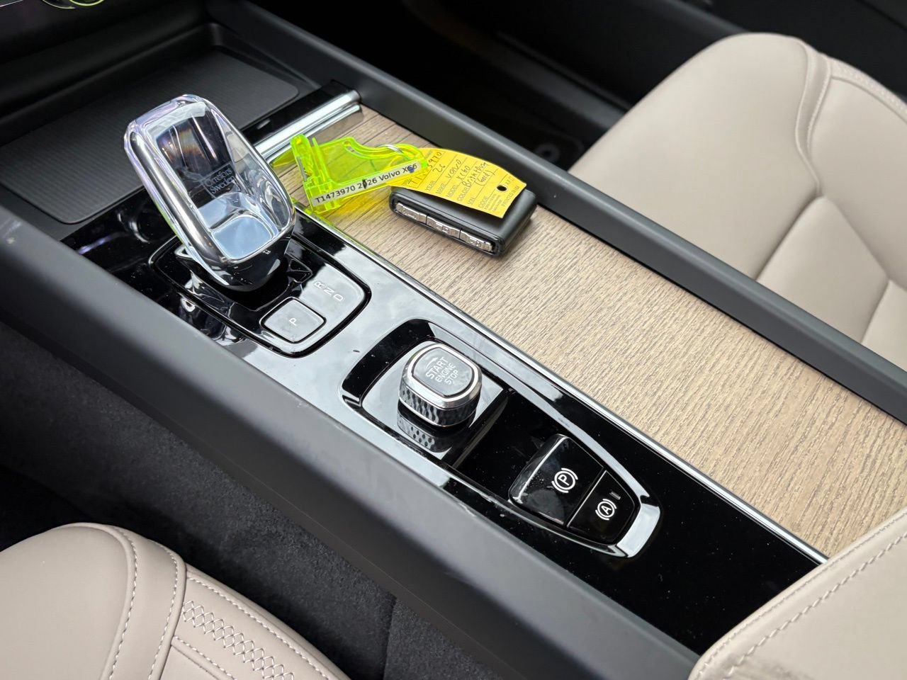 New 2026 Volvo XC60 B5 Plus w/ Protection Package Premier AWD/4WD image 13
