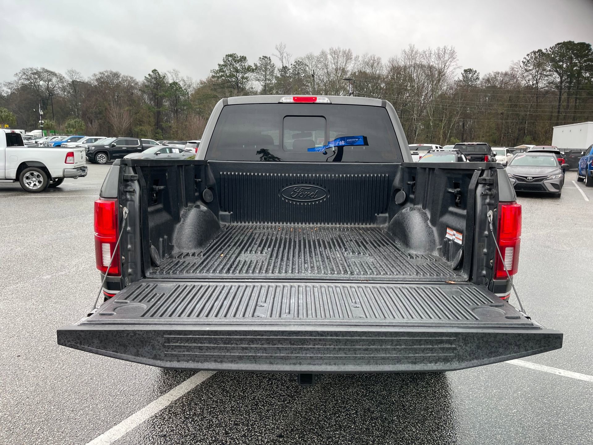 Used 2018 Ford F150 Lariat w/ Equipment Group 502A Luxury image 23