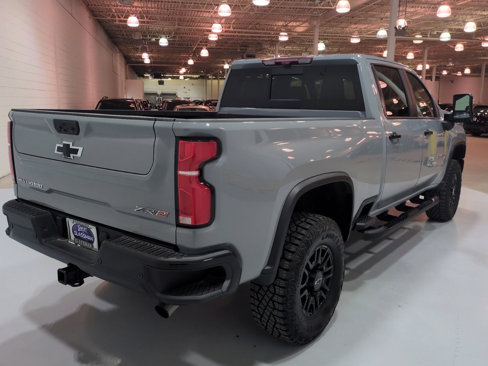 Used 2025 Chevrolet Silverado 2500 ZR2 w/ Technology Package AWD/4WD image 3