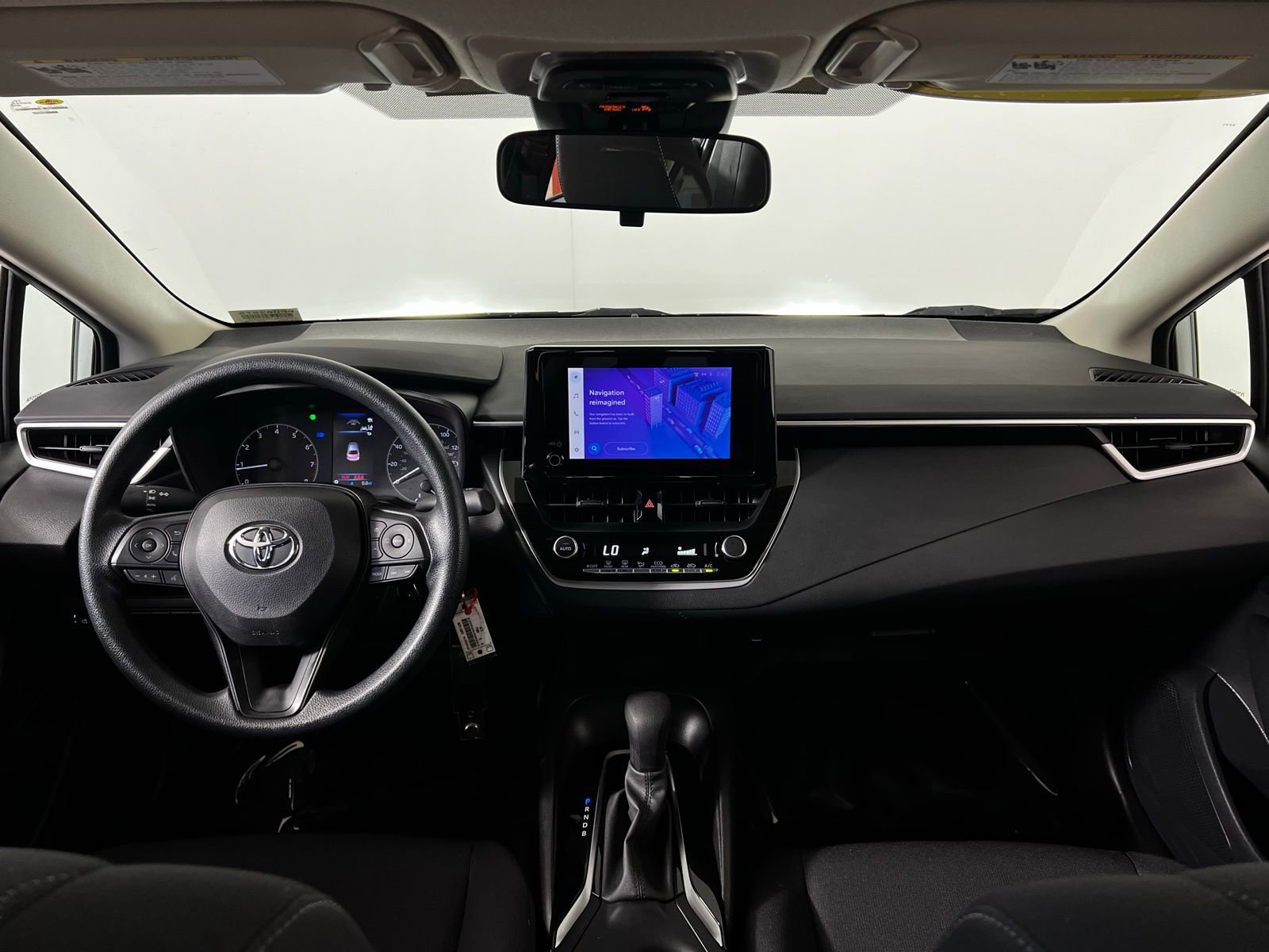 Certified 2025 Toyota Corolla LE image 20