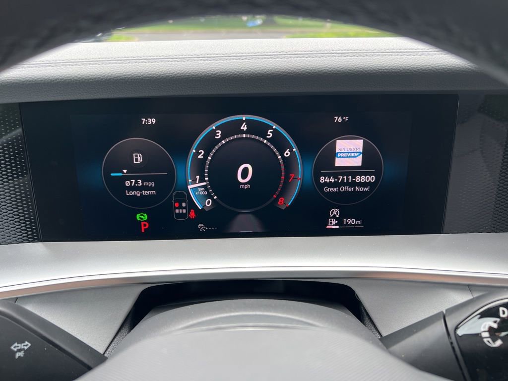 New 2026 Volkswagen Tiguan SE R-Line FWD image 16