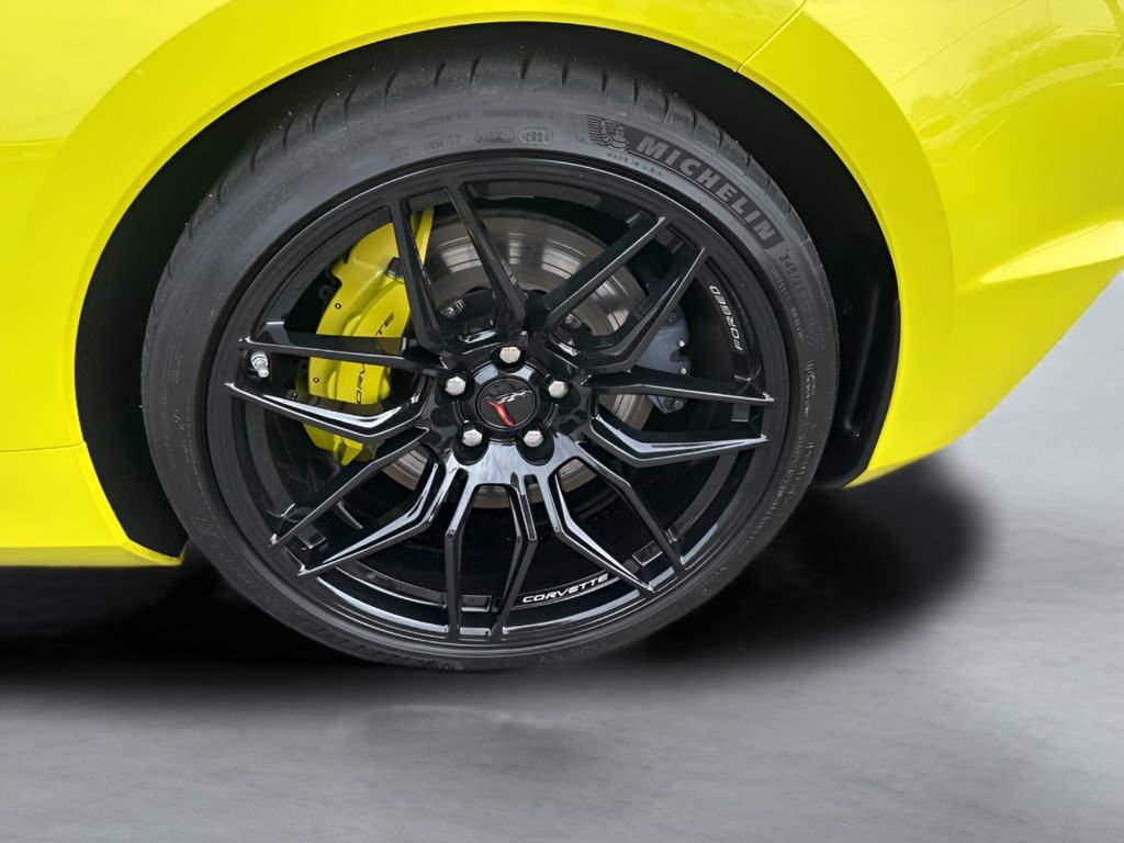 Used 2024 Chevrolet Corvette Z06 w/ Stealth Interior Trim Package RWD image 32