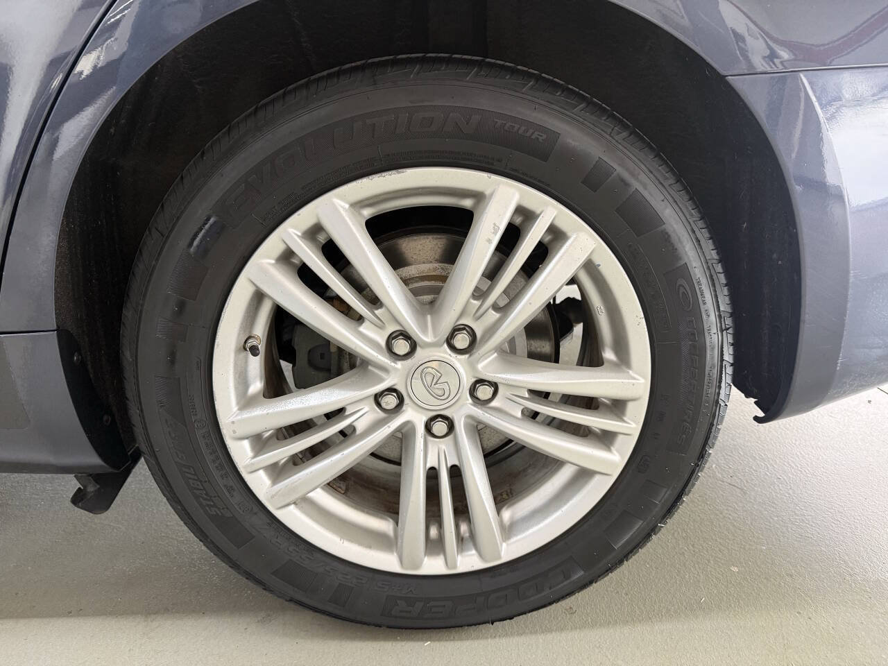 Used 2011 INFINITI G25 x w/ Moonroof Pkg AWD/4WD image 30